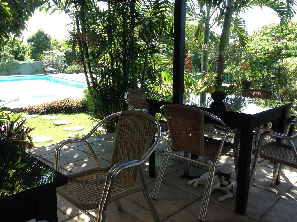 La Pernela Resort Biking Exterior photo