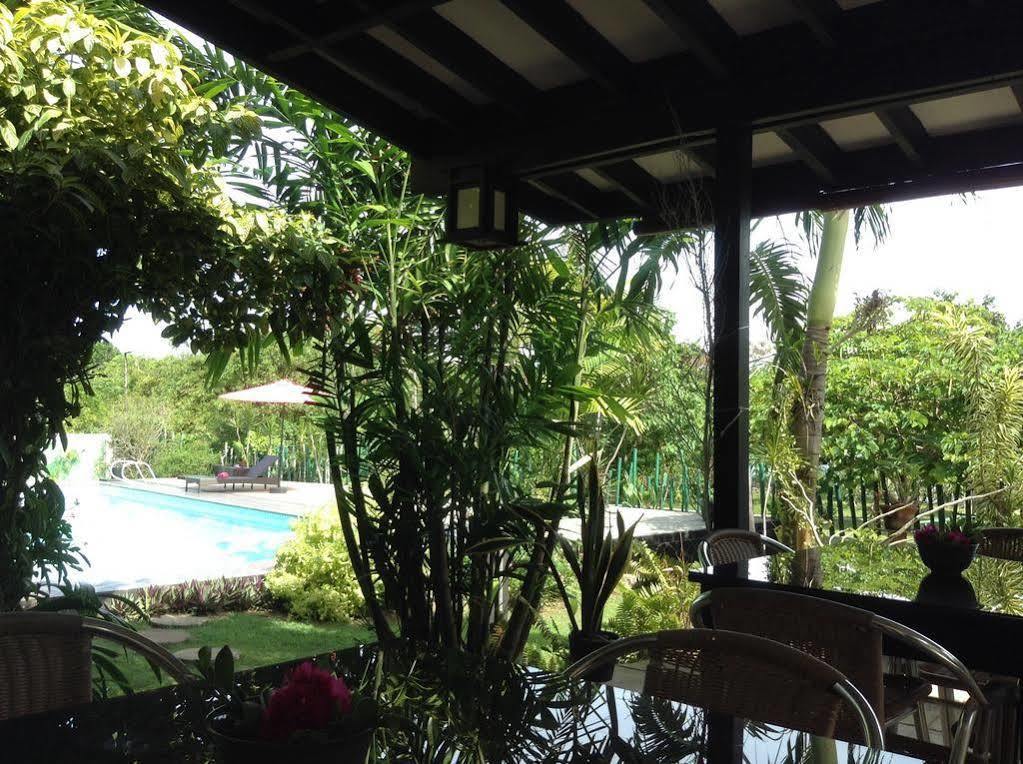 La Pernela Resort Biking Exterior photo