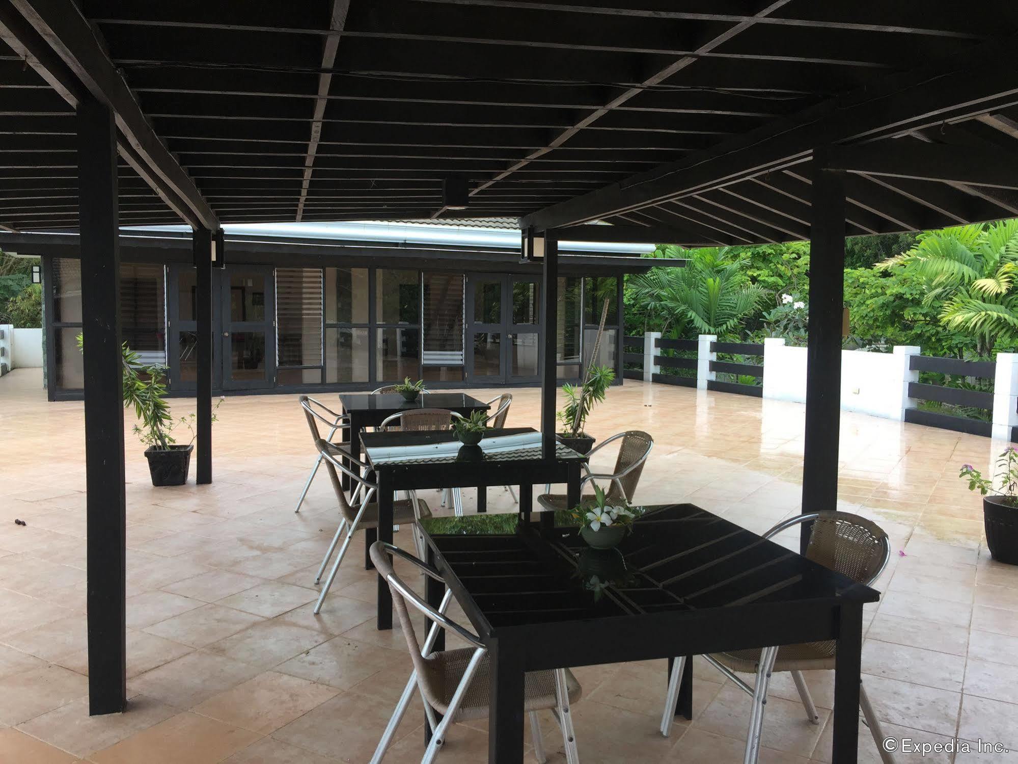La Pernela Resort Biking Exterior photo